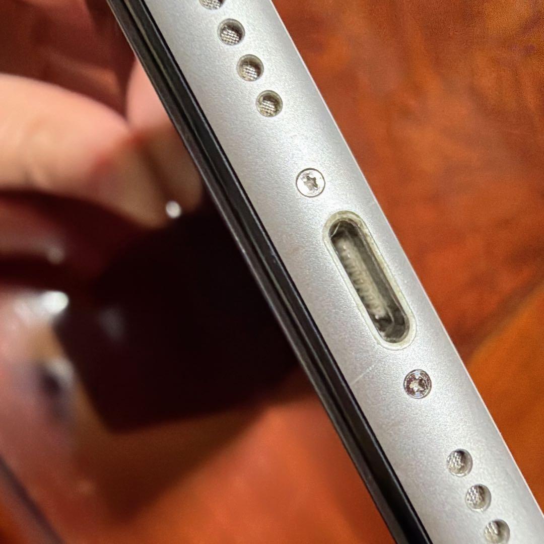 iPhoneXR 本体 64GB ホワイト