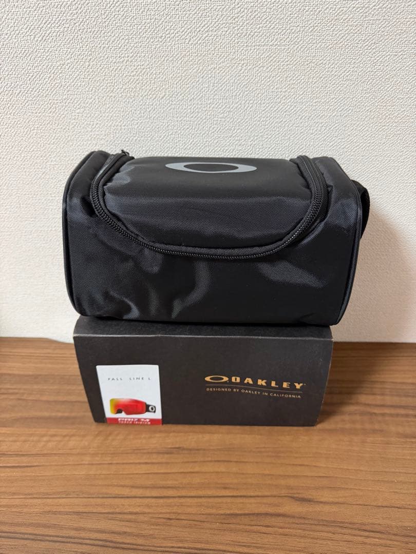 Oakley Fall Line ゴーグル