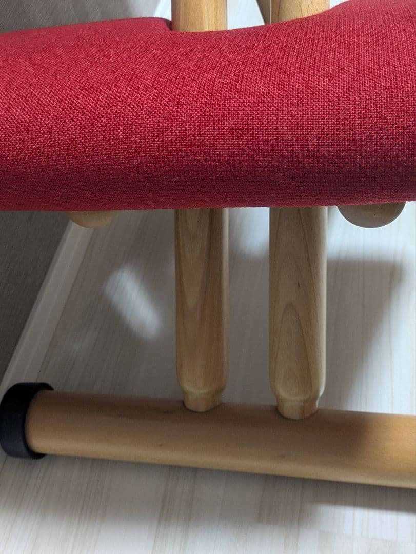 Stokke Varierマルチバランスチェア　姿勢改善 （レッド）