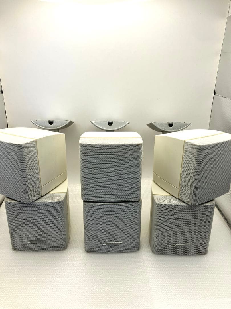 BOSE ボーズ ダブルキューブ サテライトスピーカー　取付スタンドフレーム付