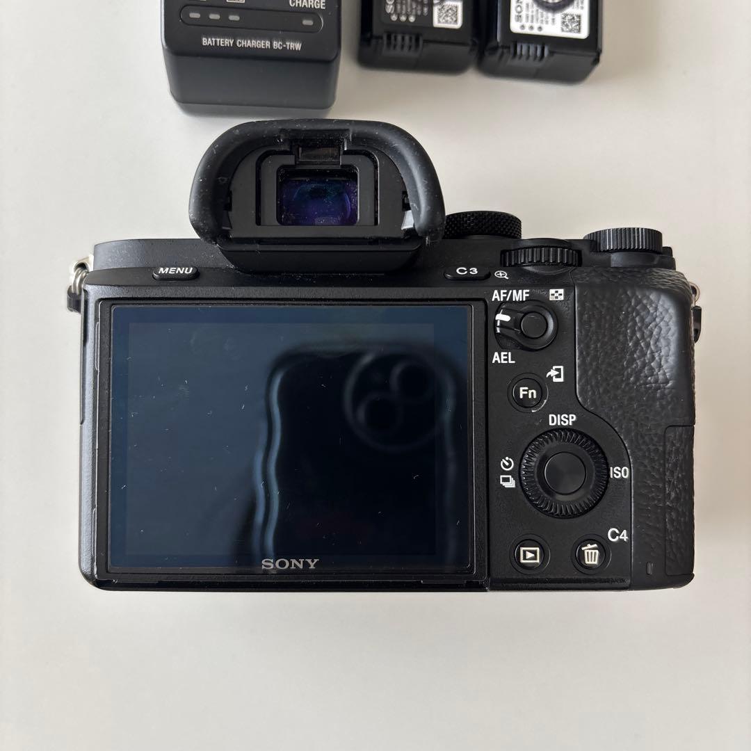 Sony α7 II ILCE-7M2K 本体 + バッテリー2個 + 充電器