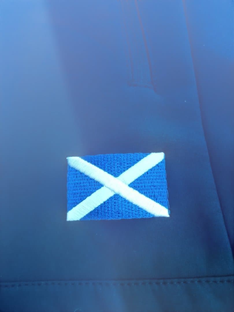 ラグビー　スコットランド代表　ソフトシェルジャケット　マクロン