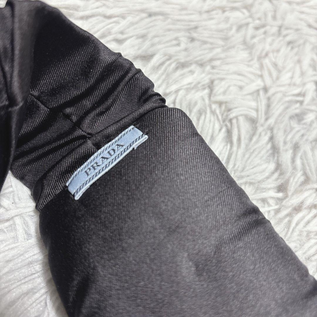 PRADA プラダ シルクアイマスク ポーチ付 箱・カード付 旅行 安眠グッズ