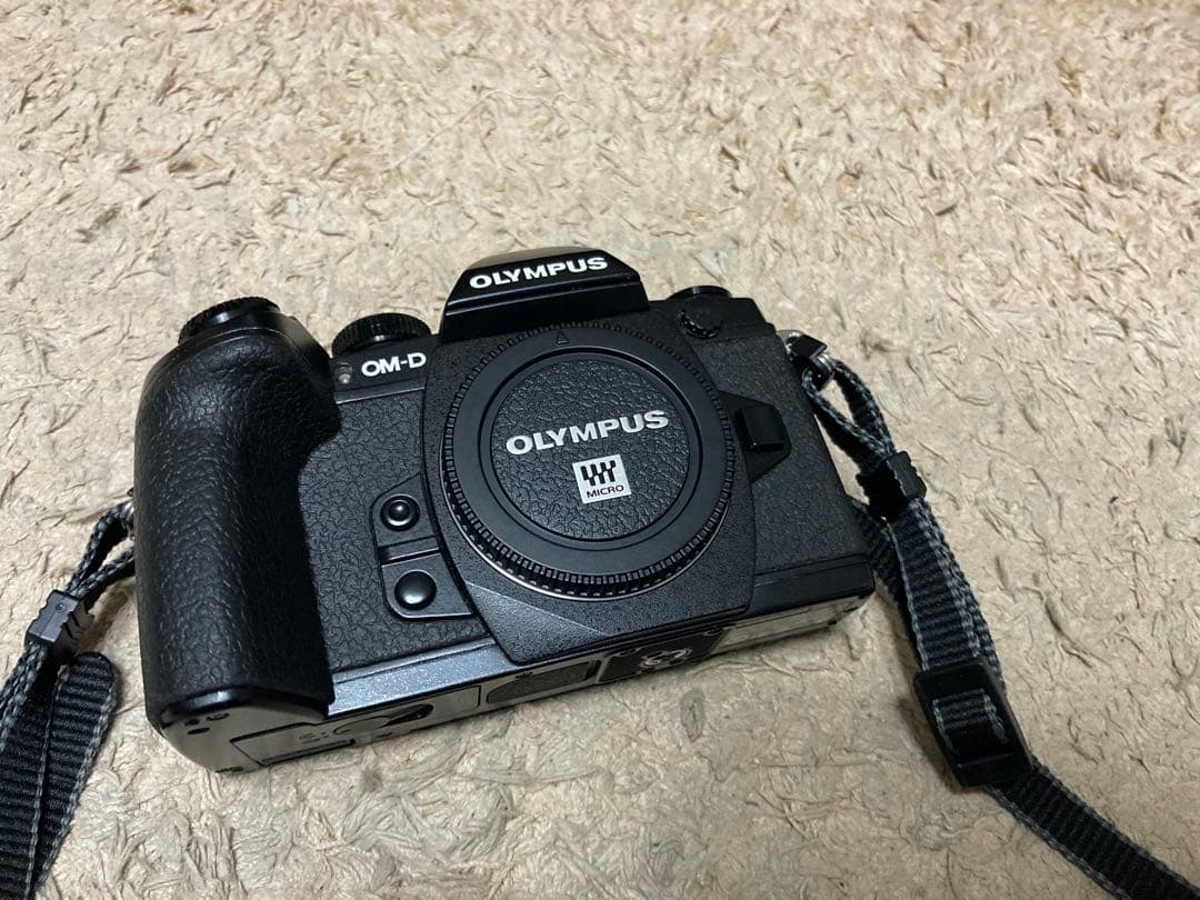 ショット6956回　単焦点　レンズセット　OLYMPUS OM-D E-M1