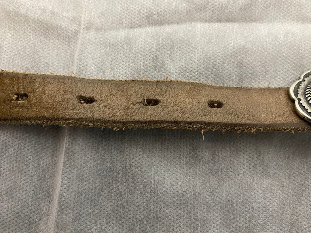 Puntovitaシルバーコンチョ付レザーベルト/ウィムガゼット/グレー