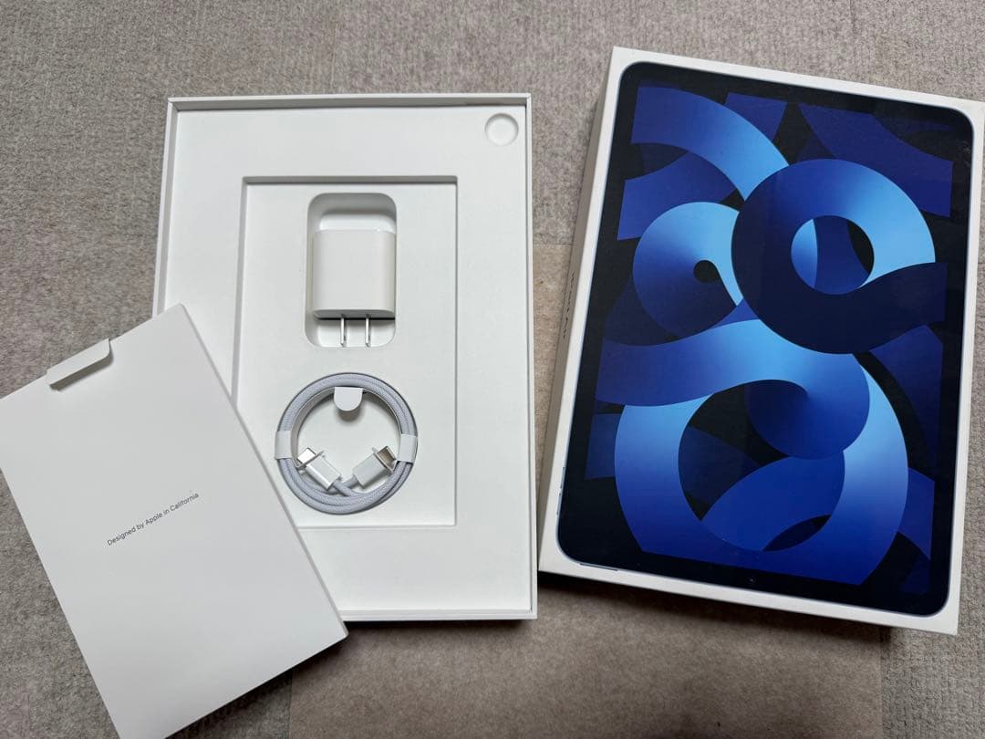 iPad Air 5世代64GB とロジクールFolio Touchキーボード