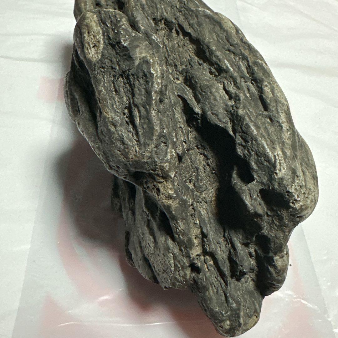 水石「千仏石」 天然石 2.7キロ盆栽等の置石、水槽等レイアウト