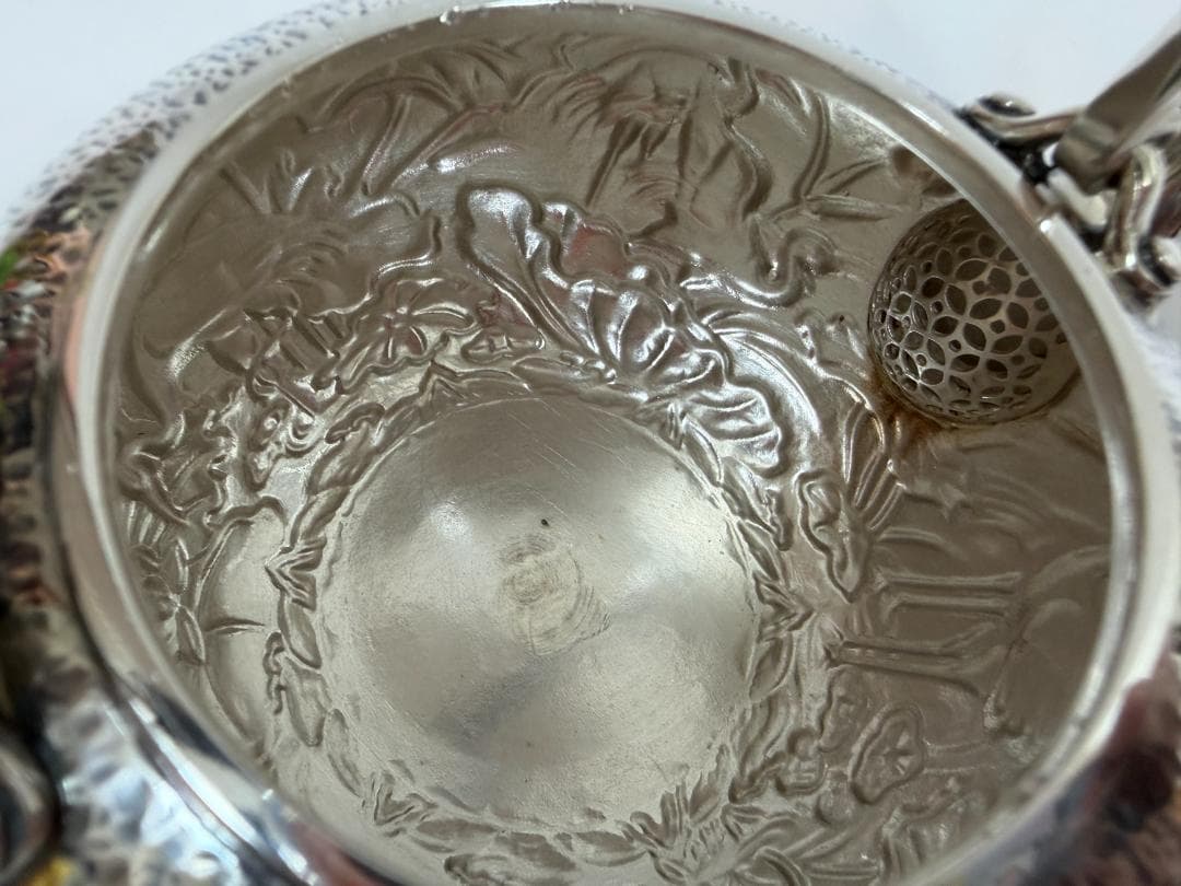 純銀製 鶴と蓮文様 鎚目紋 湯沸 銀瓶 煎茶道具