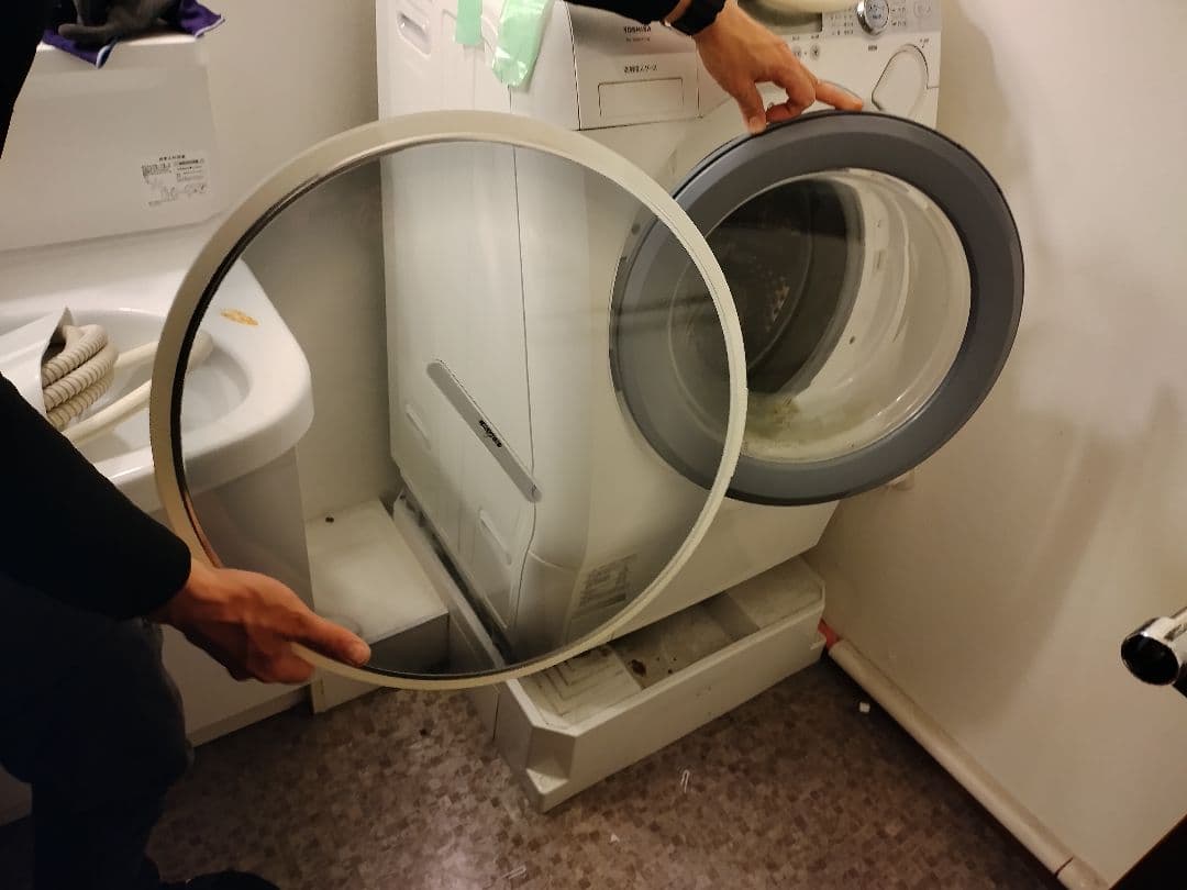 ※広島引取り限定　ドラム式洗濯機 本体 ホワイト