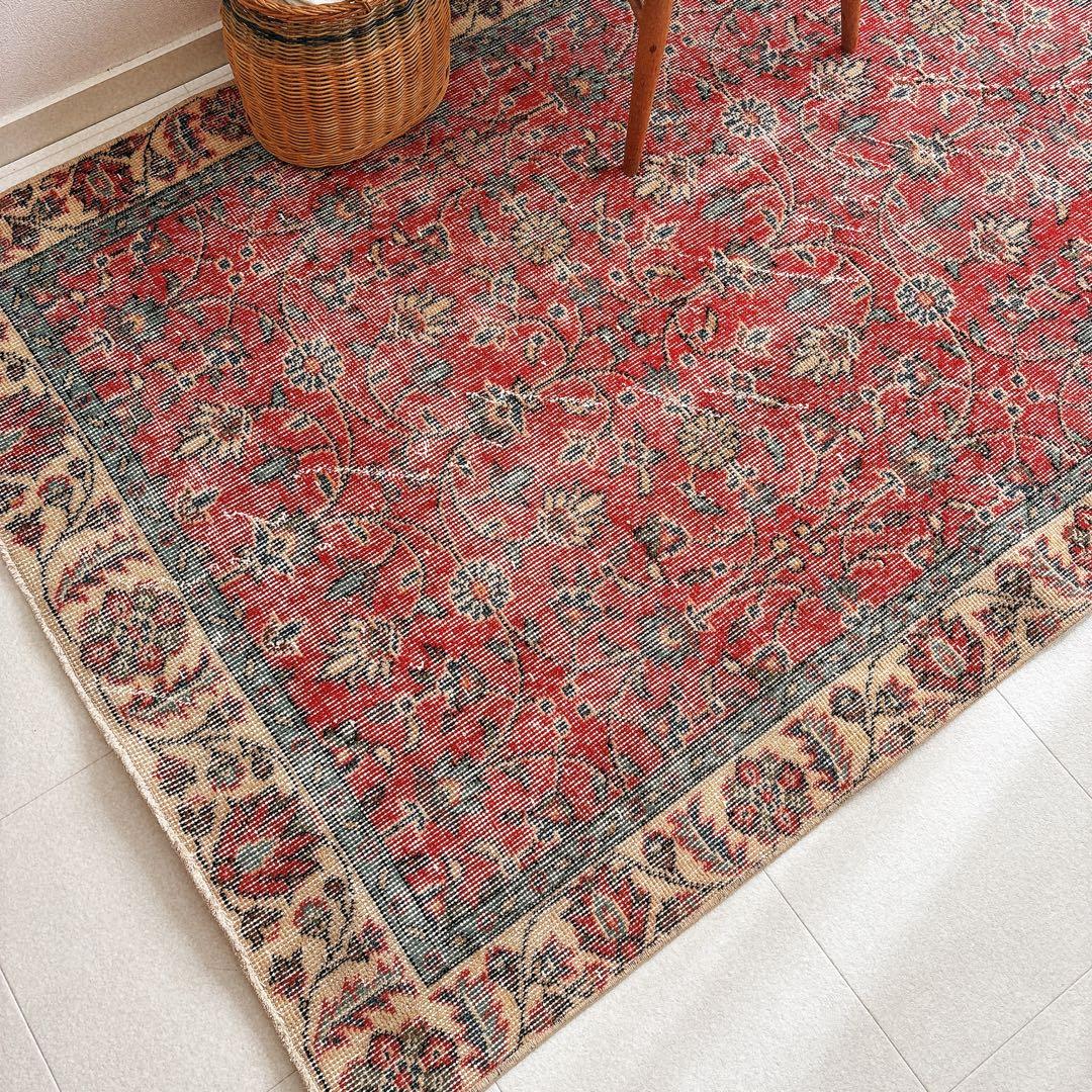 トルコ ヴィンテージラグ 赤 フローラル