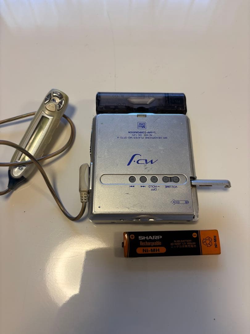 WALKMAN カセット.MDプレーヤー 4台セット ジャンク