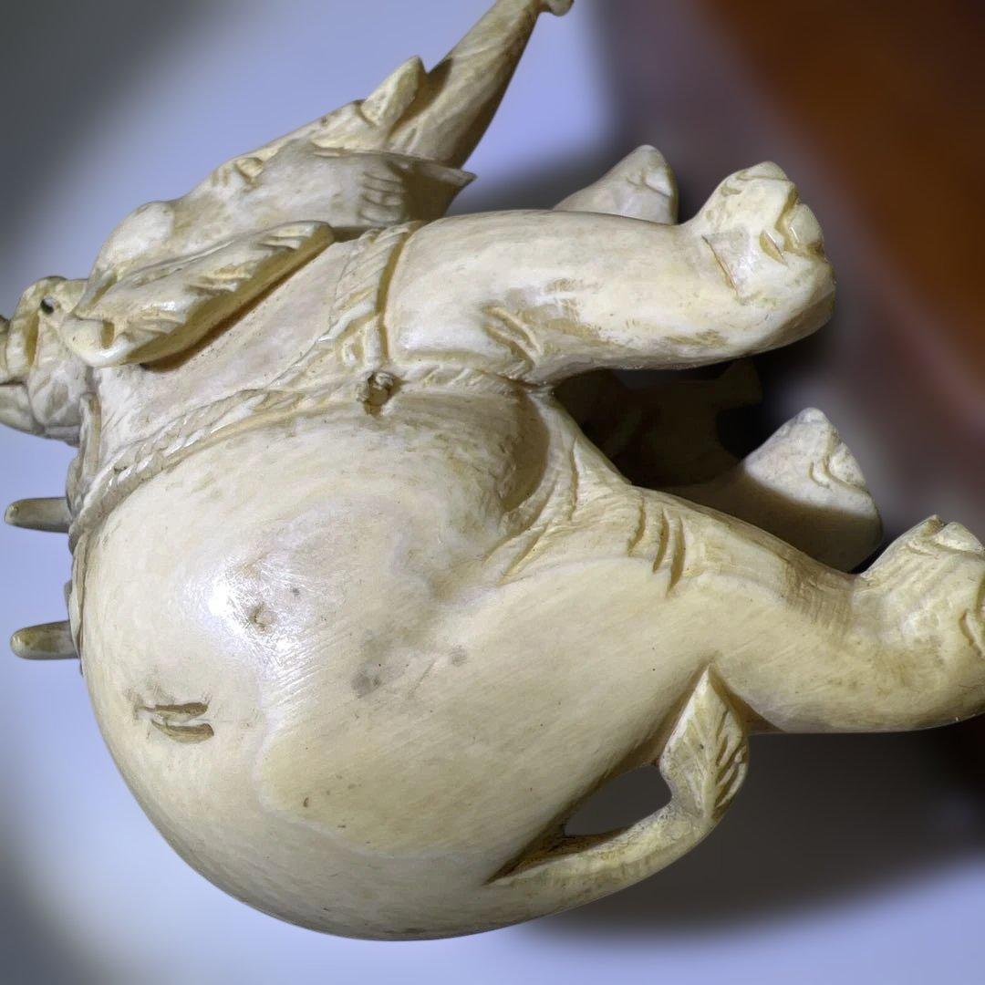 極上　ゾウ　置物　244g 東K8-0202⑥ タサコサ