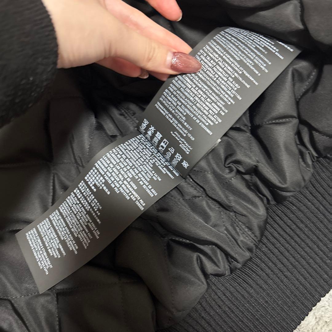 プラダ　Re-Nylon ボンバージャケット