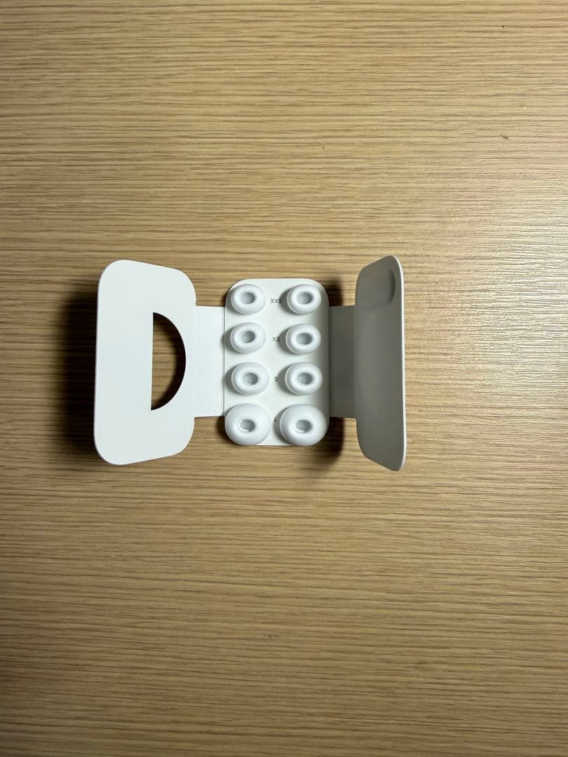 【ケース本体/右耳のみ】AirPods Pro 3 本体 充電ケース付