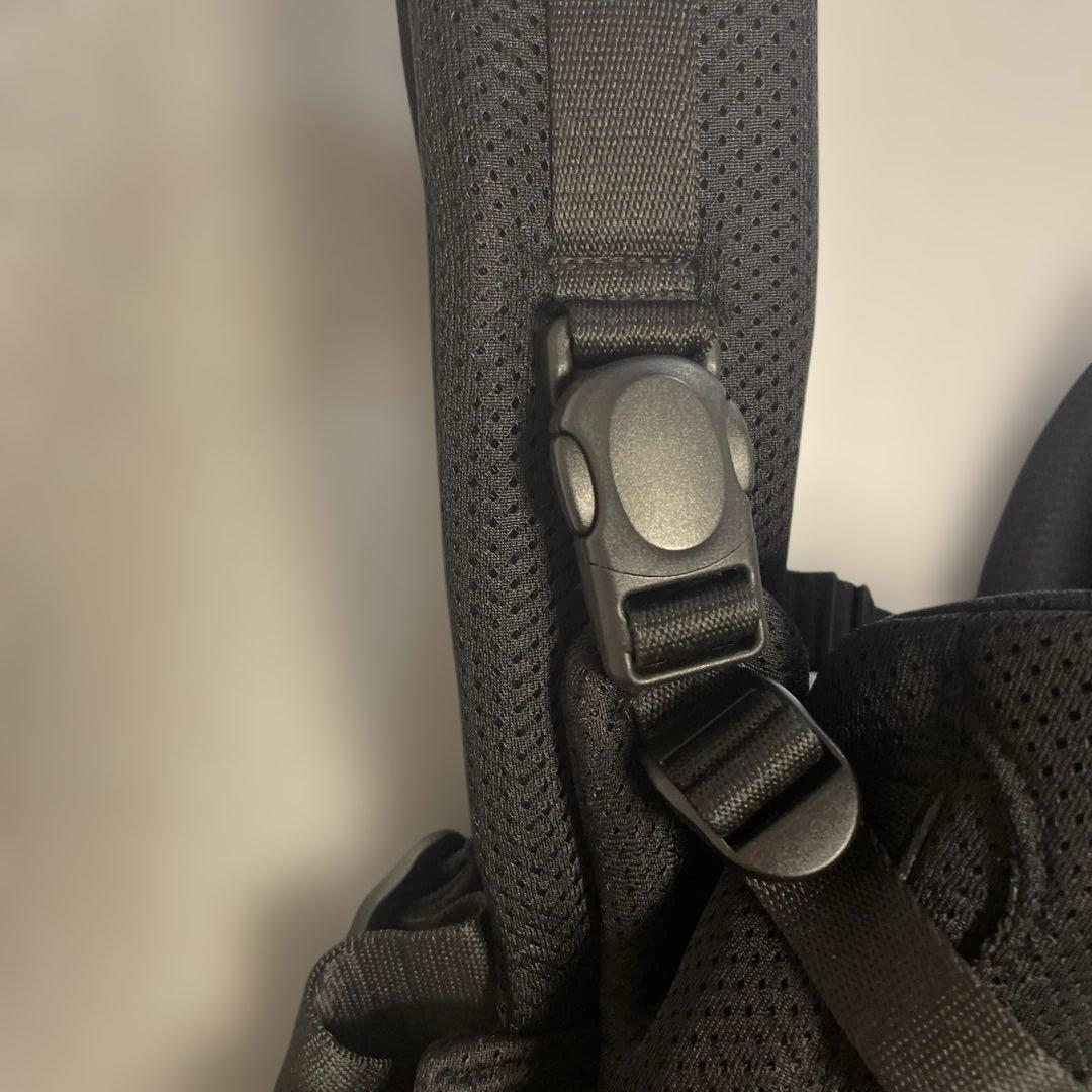 美品　ピトレスク Pittoresk ベビーキャリア ファースト 抱っこ紐