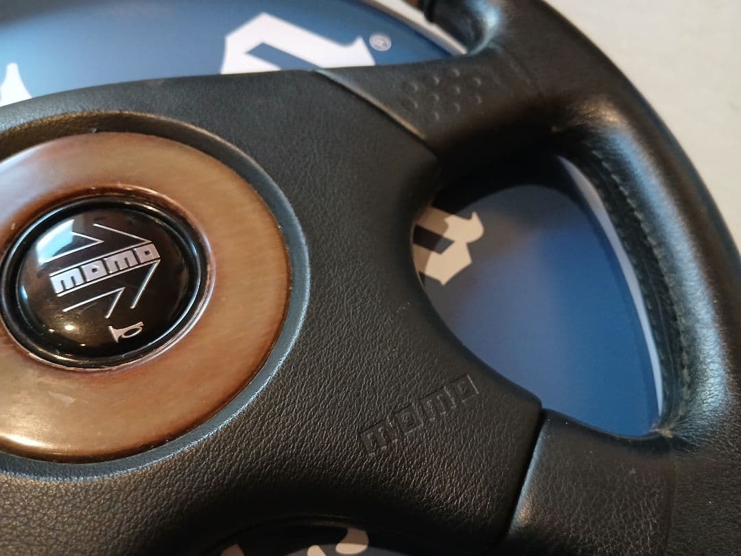 momo ステアリング　オリンピックⅢ　美品当時物