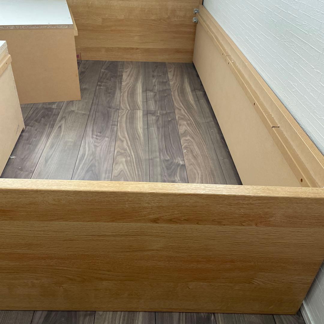 ニトリ　ジオチェスト　収納付き　木製ダブルベッドフレーム　コンセント付き