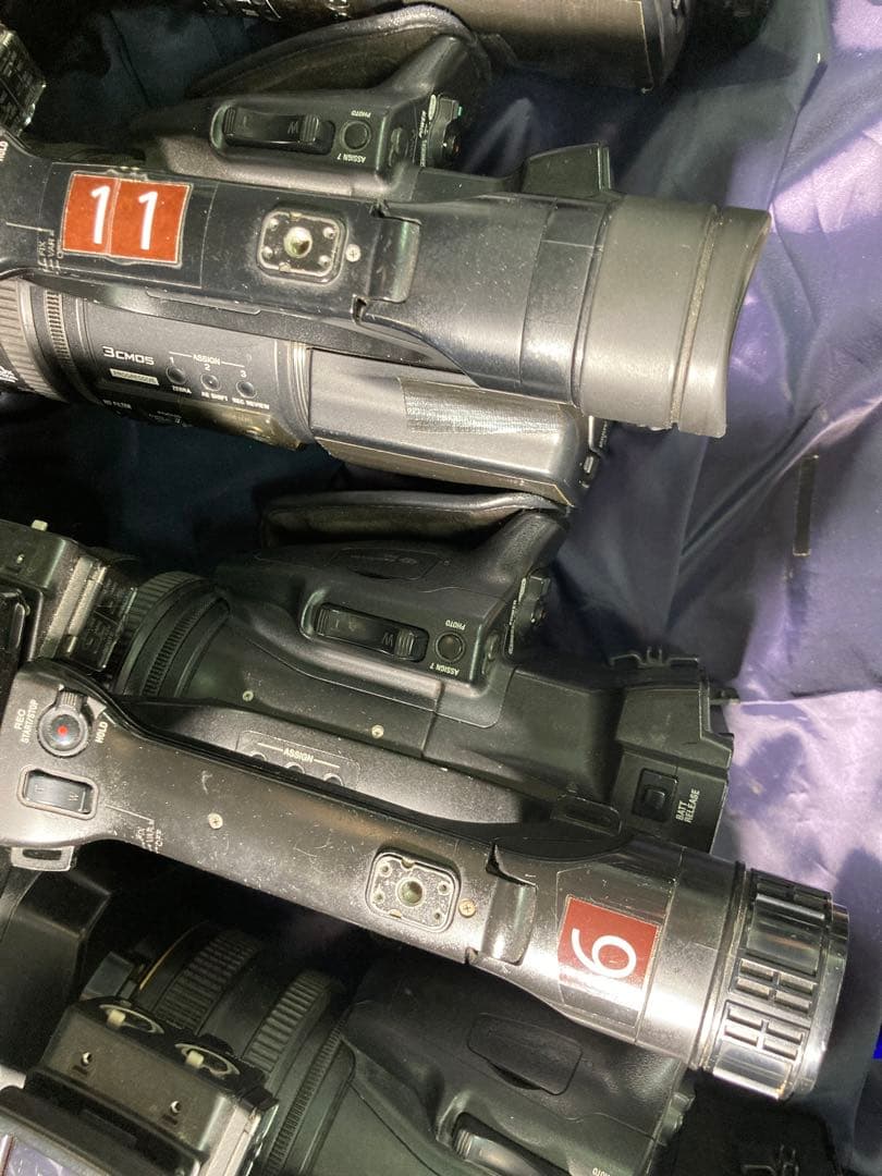 SONY hvr-MRC1K 4個セットとソニーZ5Jの5台おまけ付き！