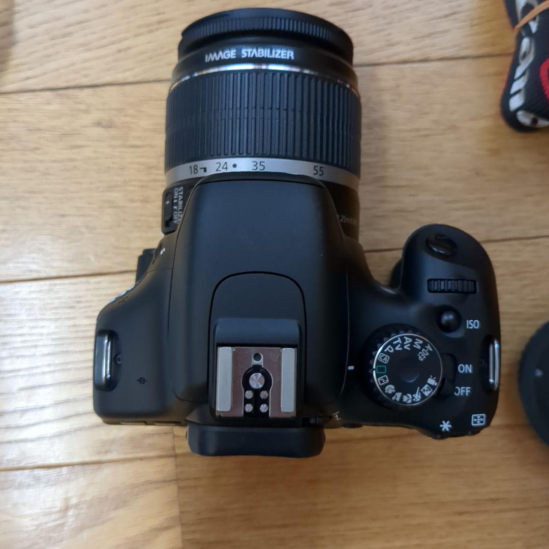 Canon EOS デジタル一眼レフカメラと望遠ズームレンズのセット