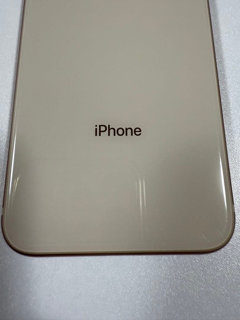 あ*い様 Apple iPhone 8 ゴールド バッテリー92%