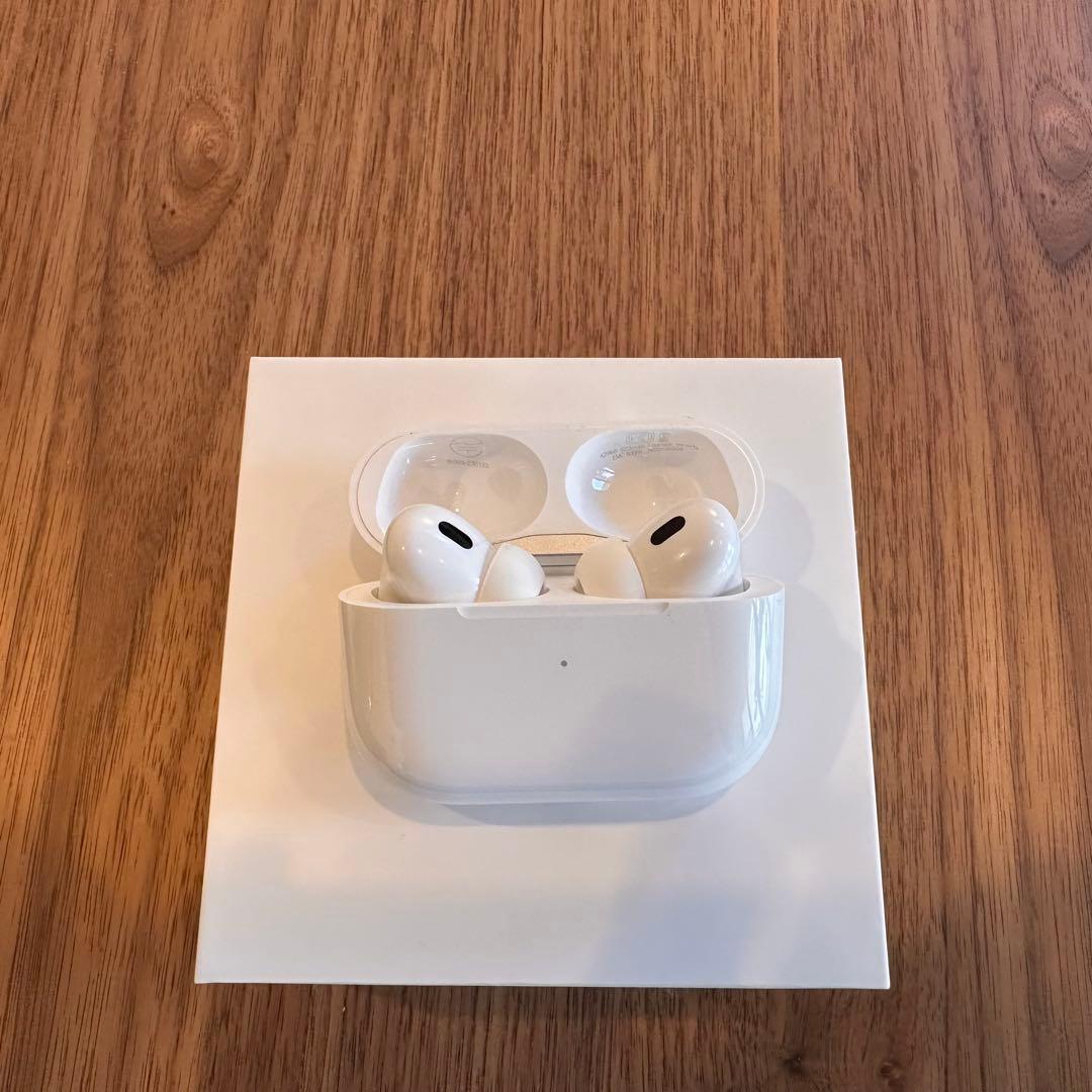 AirPods Pro 第2世代 ホワイト 充電ケース 付属品付き