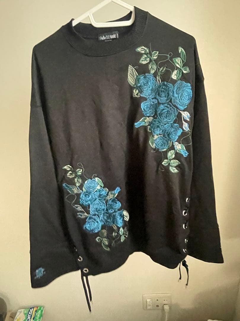 【Ado×HARE/UNISEX】サイドレースアップローズシシュウスウェット