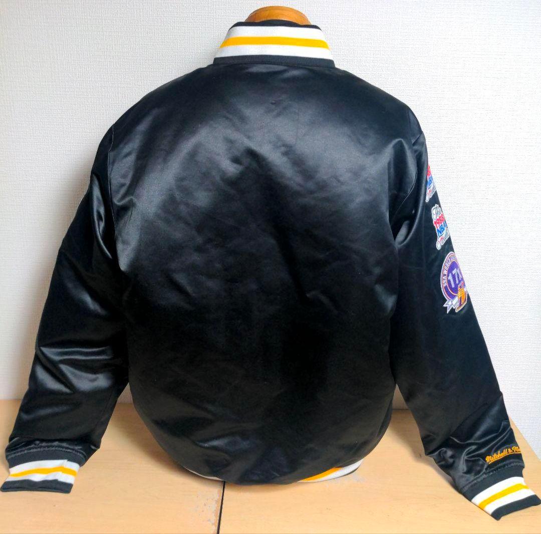 cq37 美品 NBA LAKERS スタジャン 黒 メンズ3Lサイズ相当
