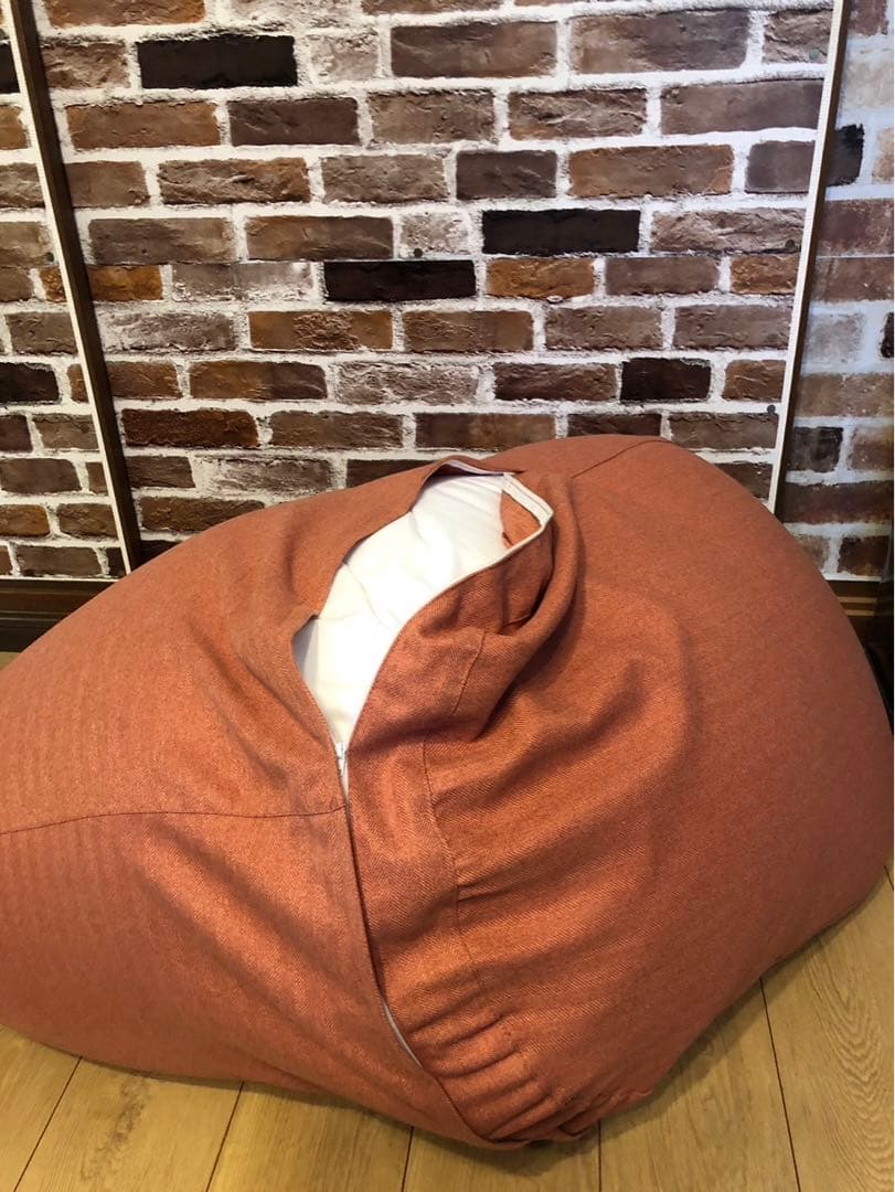 【美品】カバー付き ビーズクッション