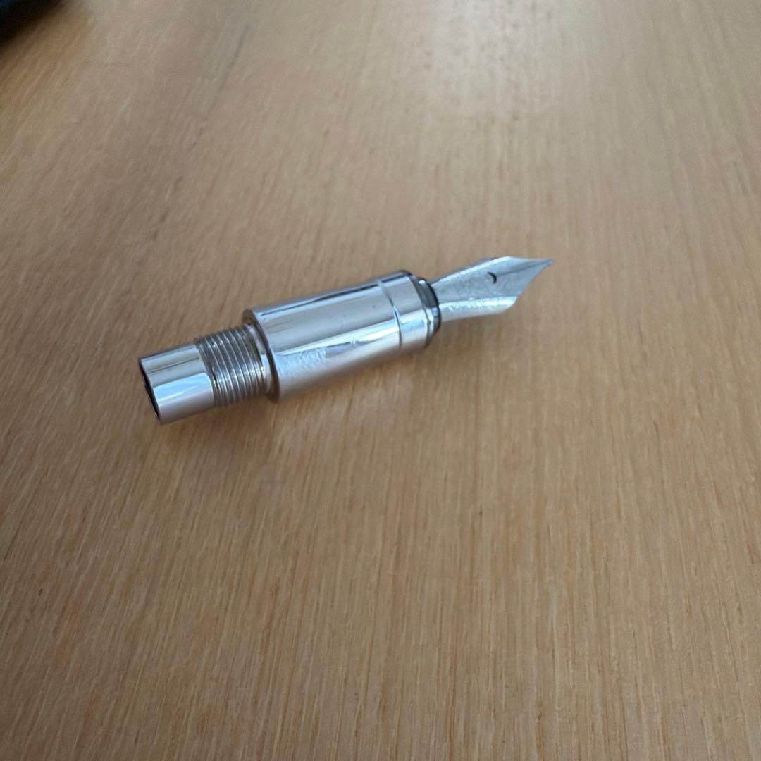 VISCONTI ブラック 万年筆（値引き可能）