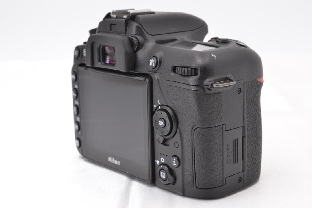 ■ 美品 ■ ニコン　Nikon D7500 ボディ ≪ S数6,247回 ≫