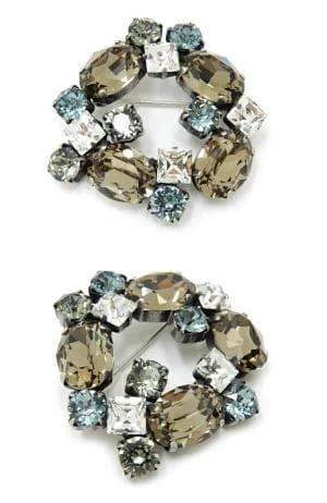 美品★FOXEY ラインストーンブローチ ローズ ビジュー