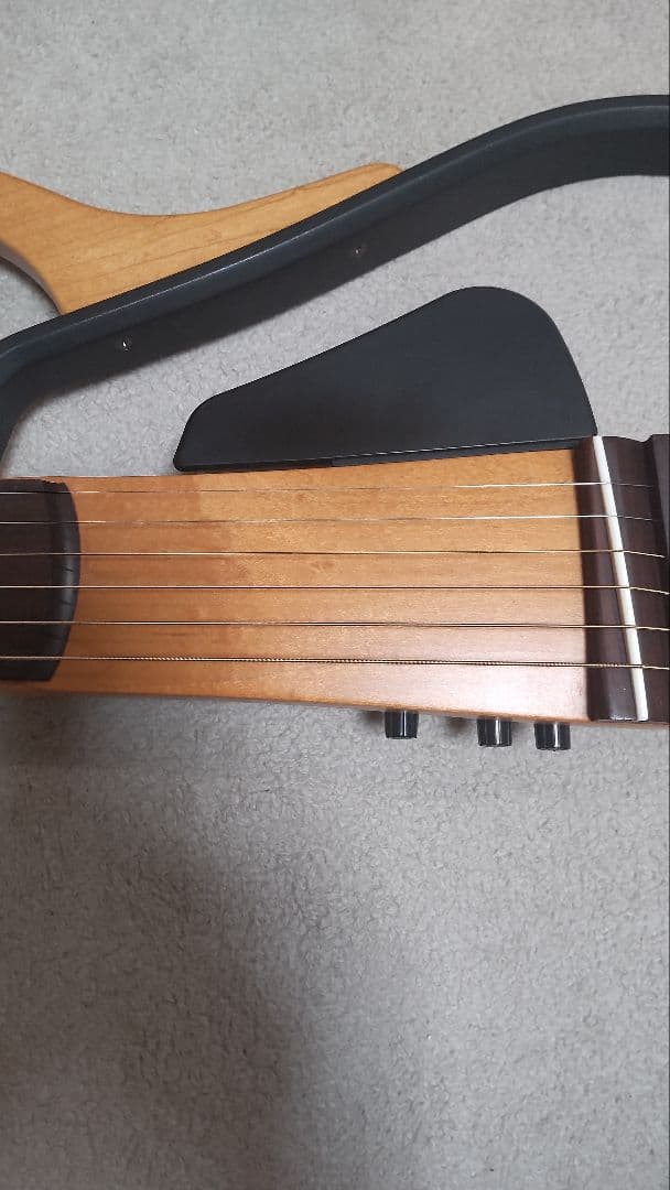【サイレントギターYAMAHA SLG-100S ヤマハ】専用ケース付・弦交換済