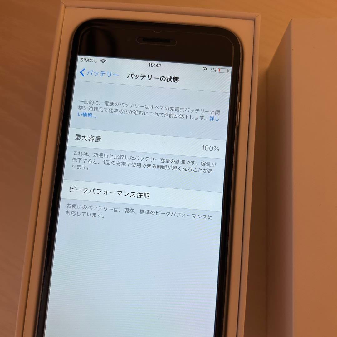 iPhone6 シルバー　バッテリー残量100%