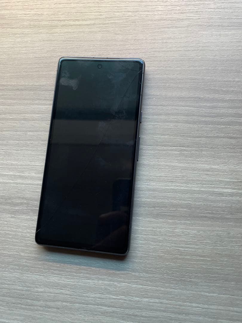 Google Pixel 7a 本体 黒 充電器付き　SIMフリー