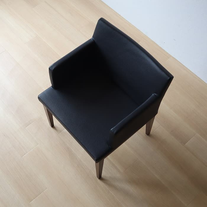 QUON アームチェア ラウンジチェア 肘付イス 木製①