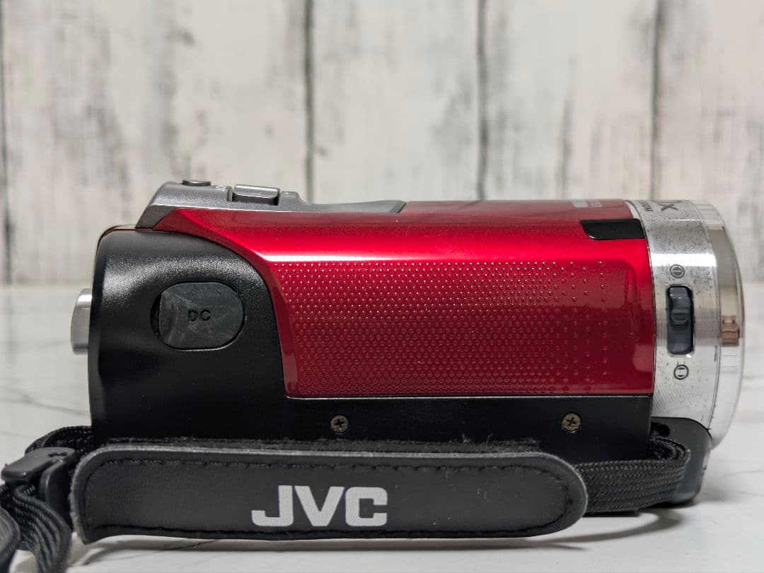 JVC　GZ-E325　レッド
