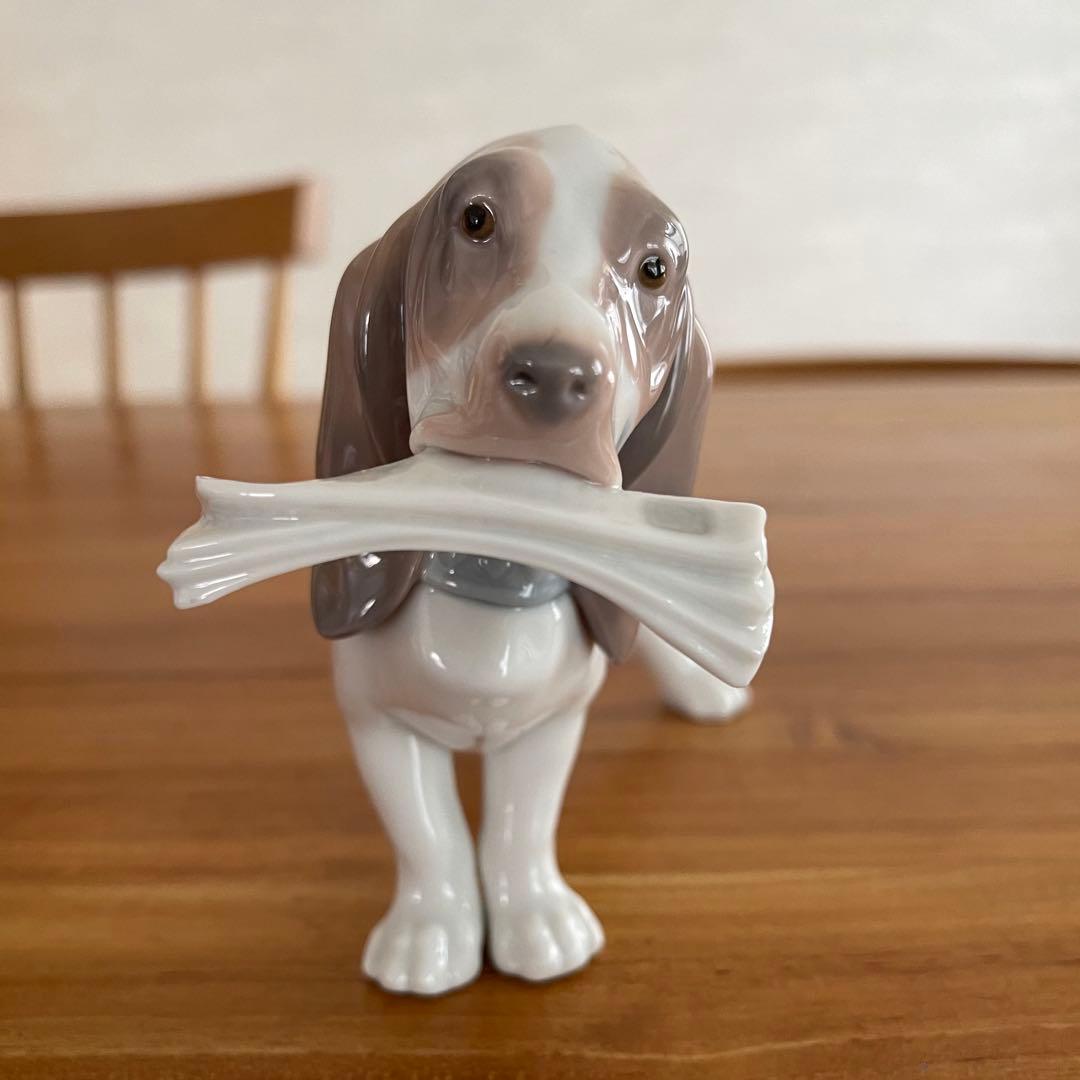 リヤドロ フィギュリン 新聞屋さん 犬 置物 インテリア 人形 磁器 ポーセリン