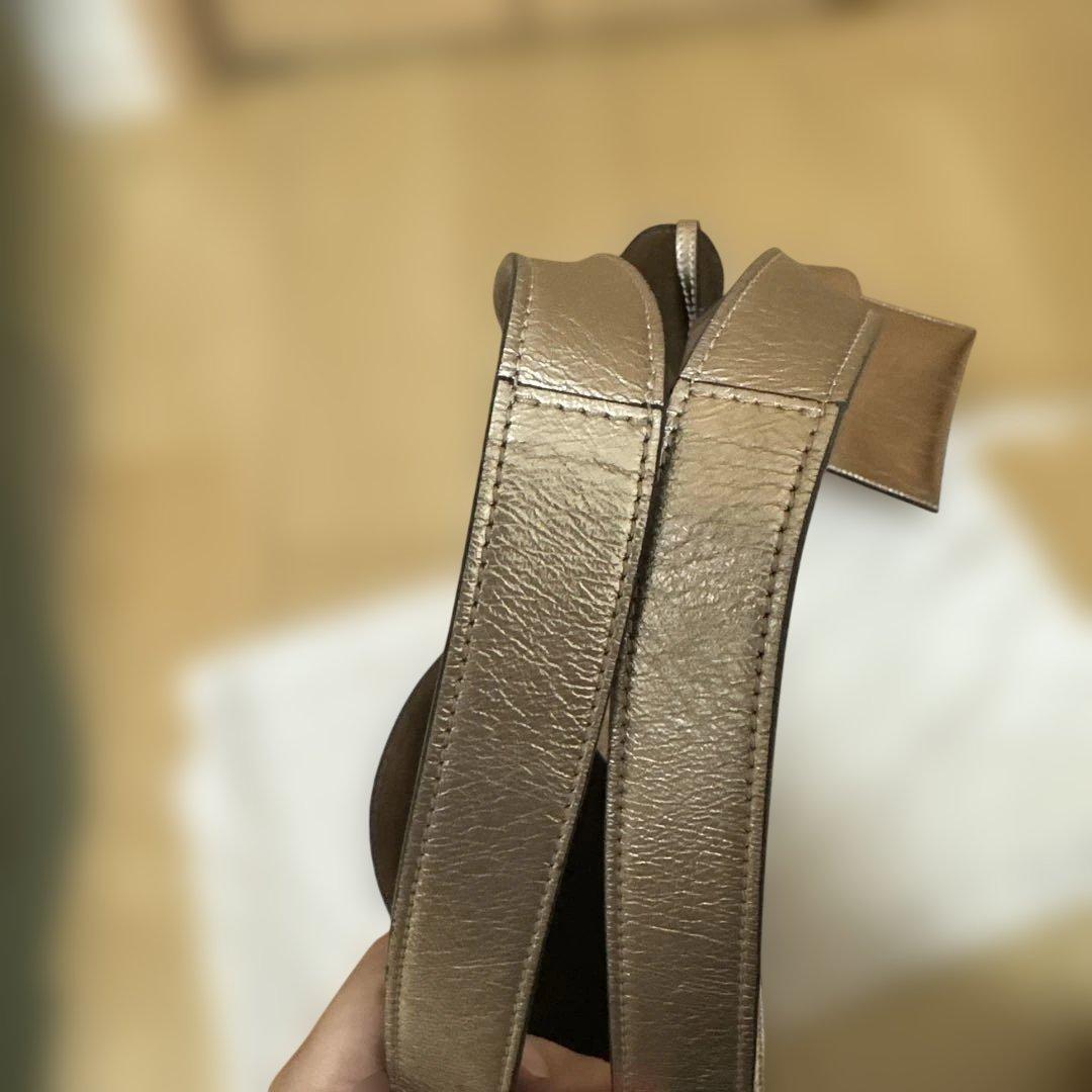 Stella McCartney ゴールド トートバッグとポーチ