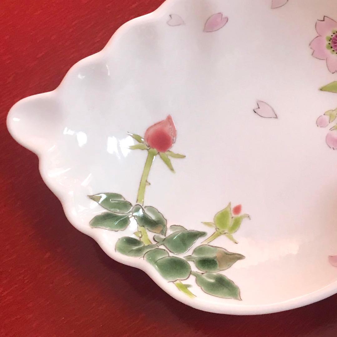 未使用保管品✨九谷焼 稔作 桜 薔薇 三つ足 皿 1枚✨さくら バラ 取り皿