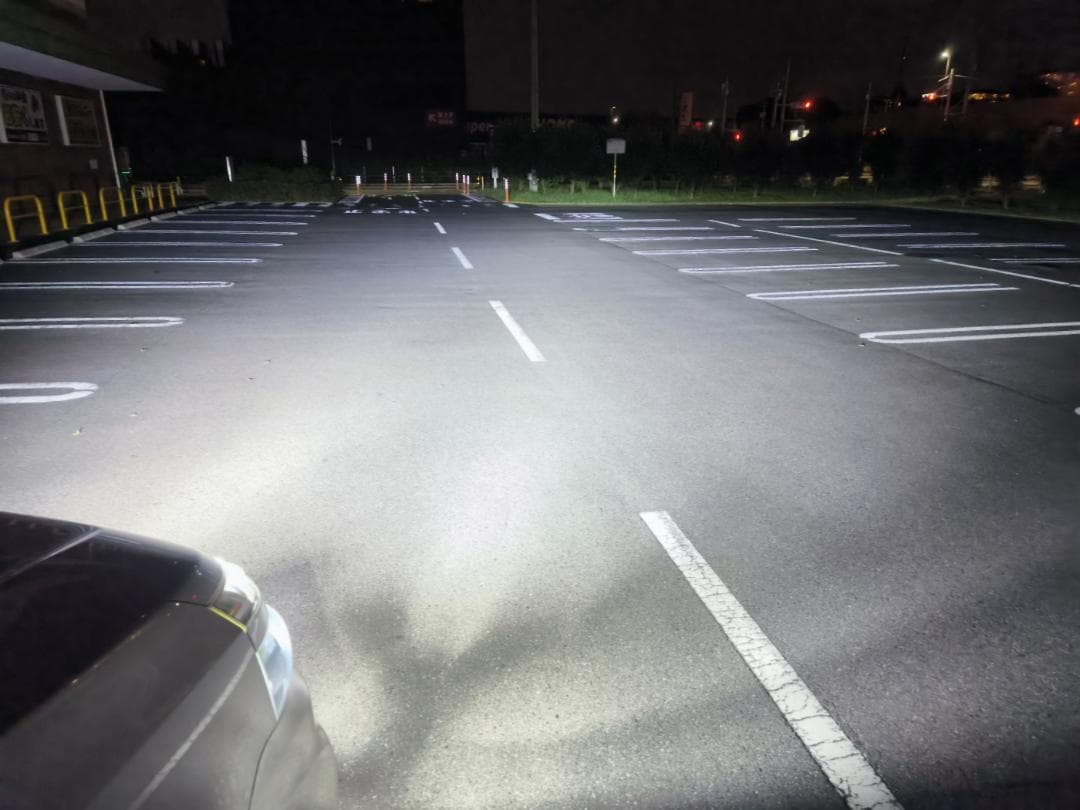 18LED　シリーズY　宇宙一明るいバルブ　暗かったら返金します　H11H816