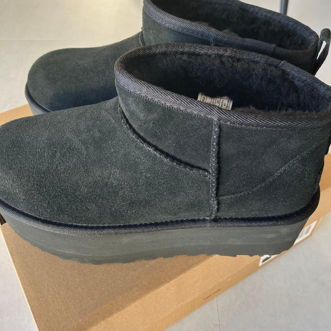 【専用】新品未使用UGGクラシックウルトラミニプラットフォームムートンブーツ