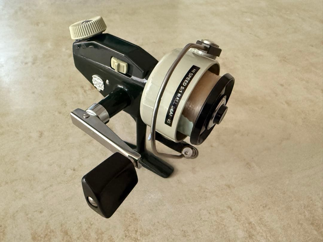 ABU Cardinal 44 スピニングリール 収納袋付き