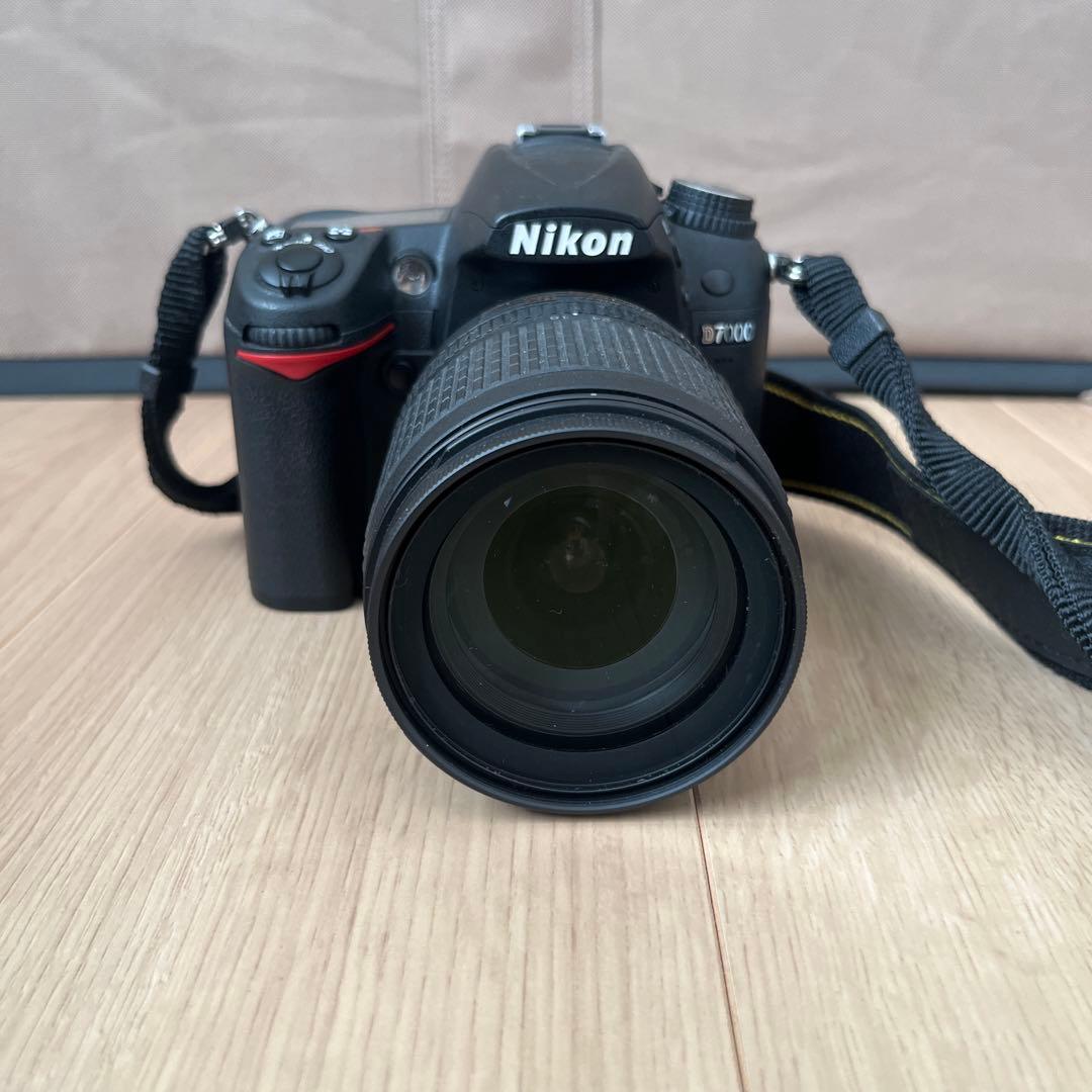 Nikon D7000 デジタル一眼レフカメラ