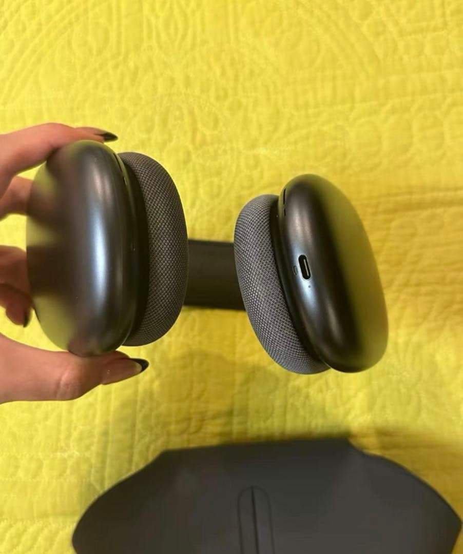 AirPods Mxs第二世代ミッドナイト