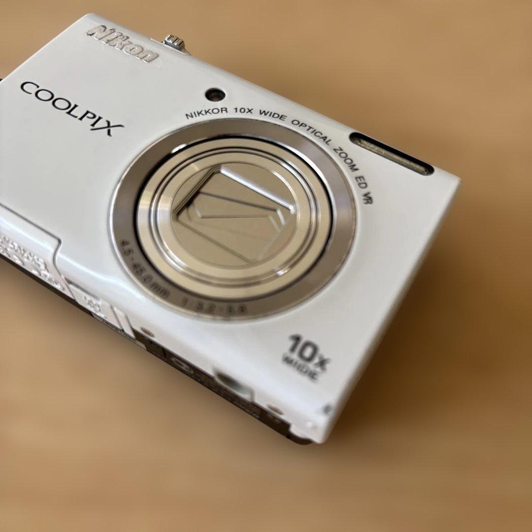 Nikon COOLPIX S6200 ホワイト　中古品　付属品・箱付あり
