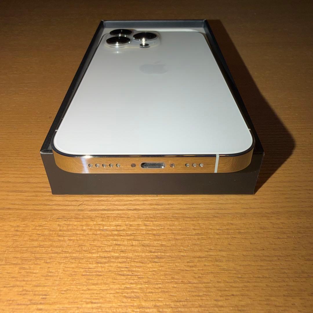 【SIMフリー】iPhone 13 Pro シルバー 512GB