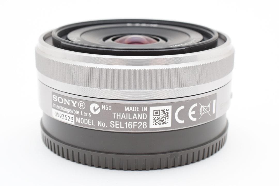 超美品 SONY E 16mm F2.8 SEL16F28 シルバー M504