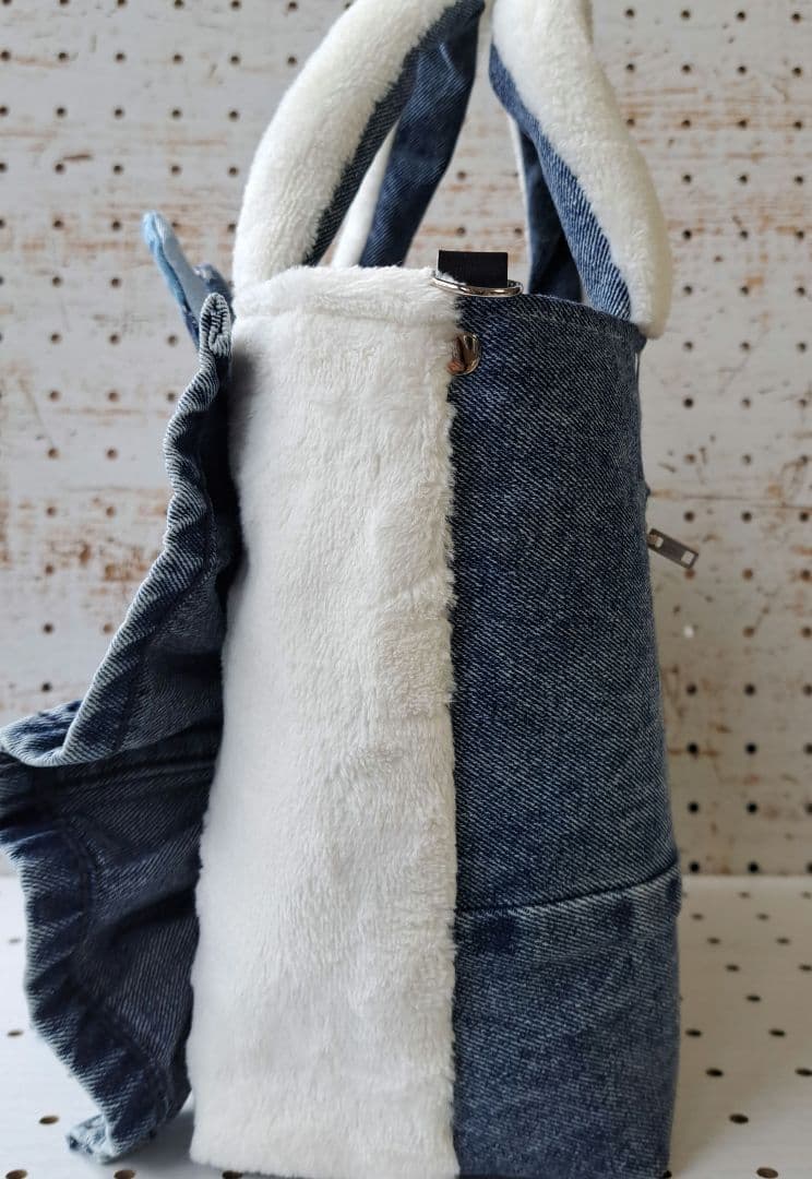 ゆ*ら様 コヤンイサムチョン　オッドアイねこちゃん　デニムリメイクトートバッグ