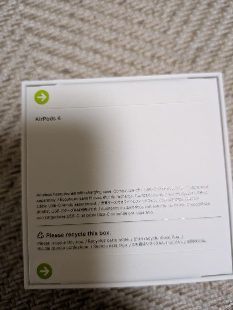 AirPods 4 本体 USB-C充電ケーブル付