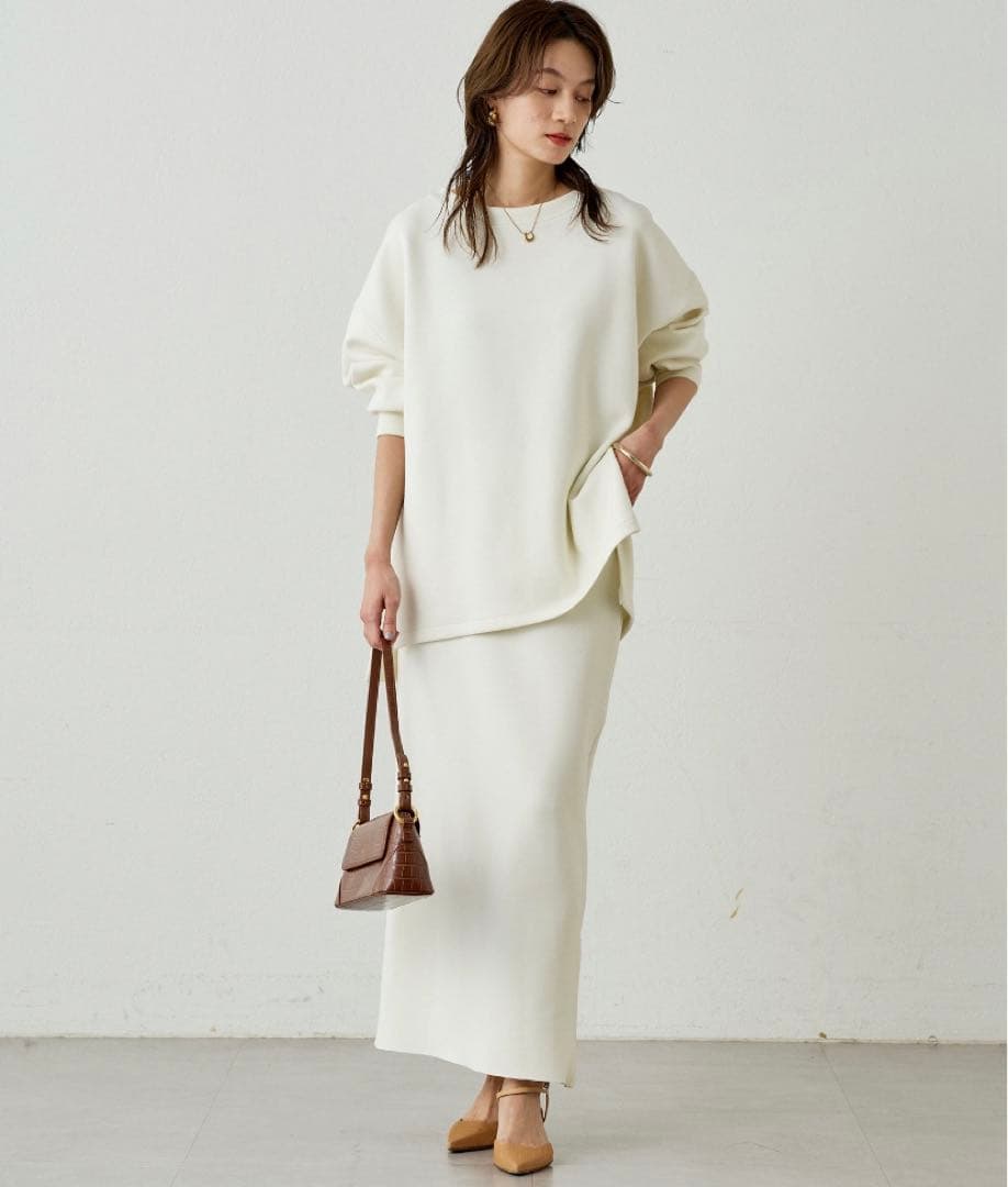 【タグ付き新品】Loungedress ポンチプルオーバー